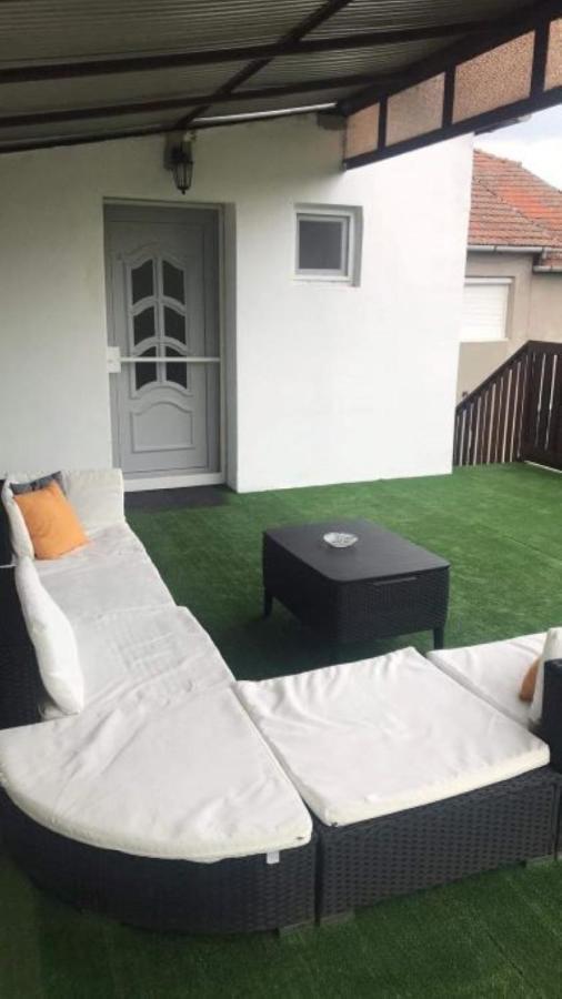 Ferienwohnung Natalia Apartman Makó Exterior foto